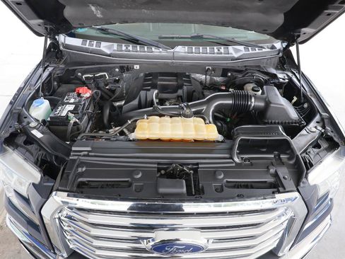 Used 2015 Ford F150 XLT w/ Equipment Group 301A Mid AWD/4WD image 12