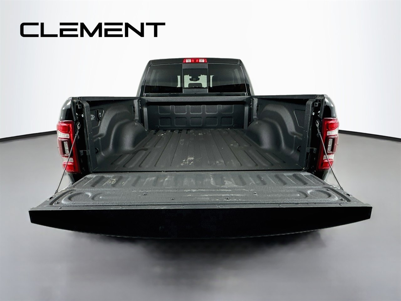 Used 2022 RAM 2500 Laramie AWD/4WD image 11