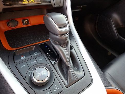 Used 2024 Toyota RAV4 Adventure image 15