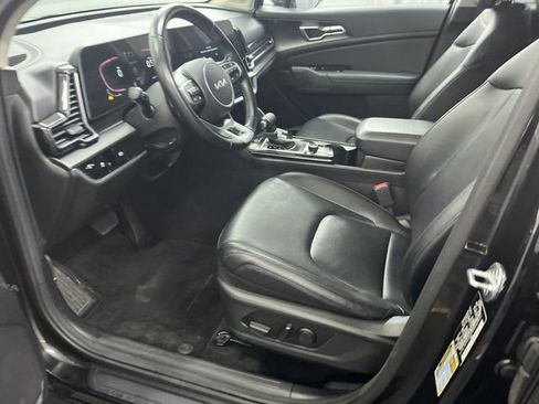 Certified 2023 Kia Sportage EX FWD image 10