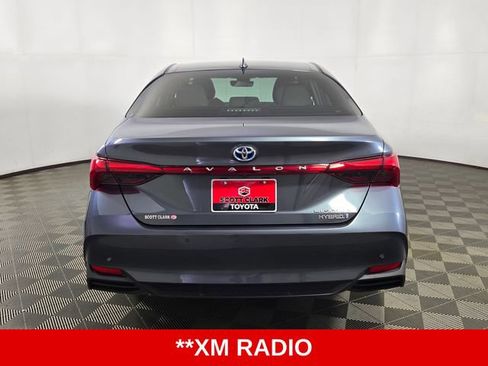 Used 2021 Toyota Avalon Limited w/ Advanced Safety Package FWD image 7