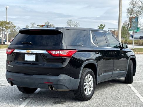 Used 2019 Chevrolet Traverse LS image 20