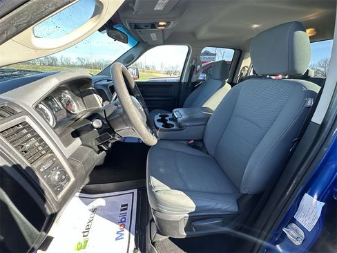 Used 2017 RAM 1500 Express image 3