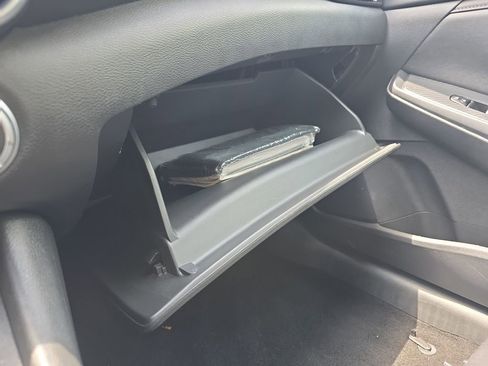 Used 2024 Nissan Sentra SV FWD image 27