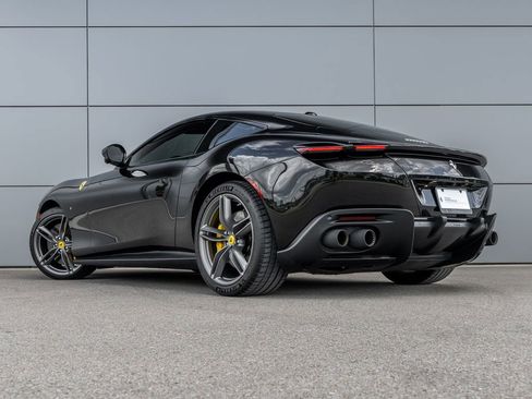 Certified 2022 Ferrari Roma RWD image 9