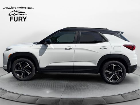 Used 2021 Chevrolet TrailBlazer RS w/ Sun and Liftgate Package AWD/4WD image 6
