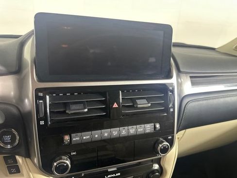Used 2023 Lexus GX 460 Premium w/ Premium Plus Package AWD/4WD image 15