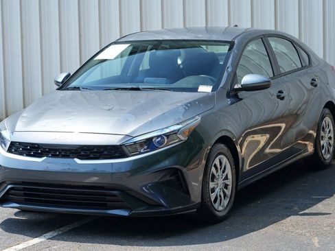 Used 2024 Kia Forte LX FWD image 40