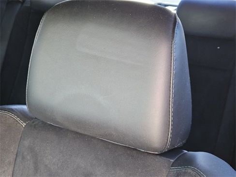 Used 2015 Dodge Charger R/T image 17