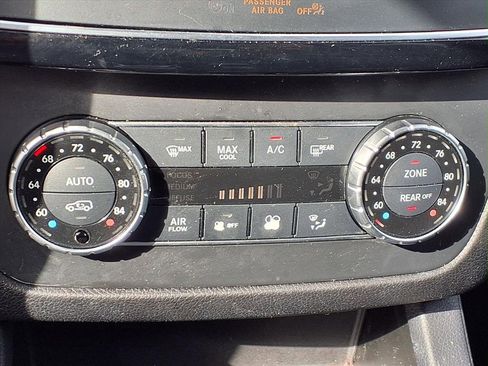 Used 2018 Mercedes-Benz GLS 450 4MATIC image 7