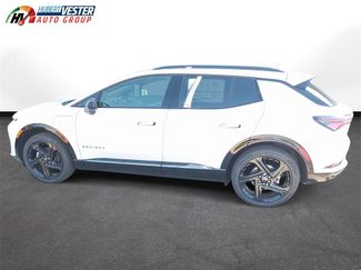 Used 2025 Chevrolet Equinox EV RS image 1