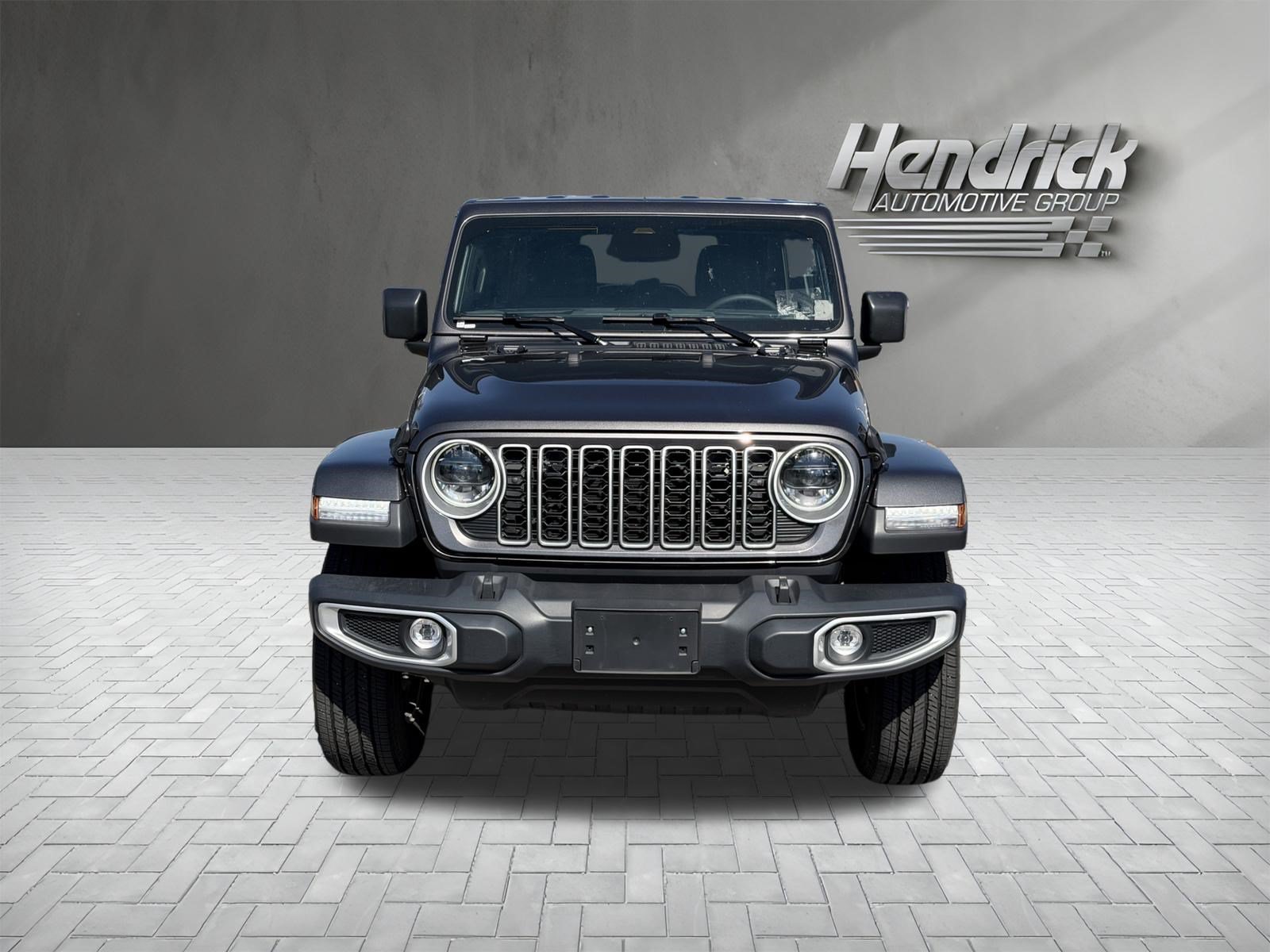 Used 2026 Jeep Wrangler Unlimited Sahara AWD/4WD image 3