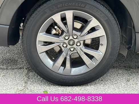Used 2023 Ford Explorer XLT w/ Equipment Group 202A RWD image 9