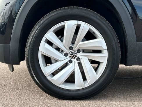 Used 2021 Volkswagen Atlas SEL image 32