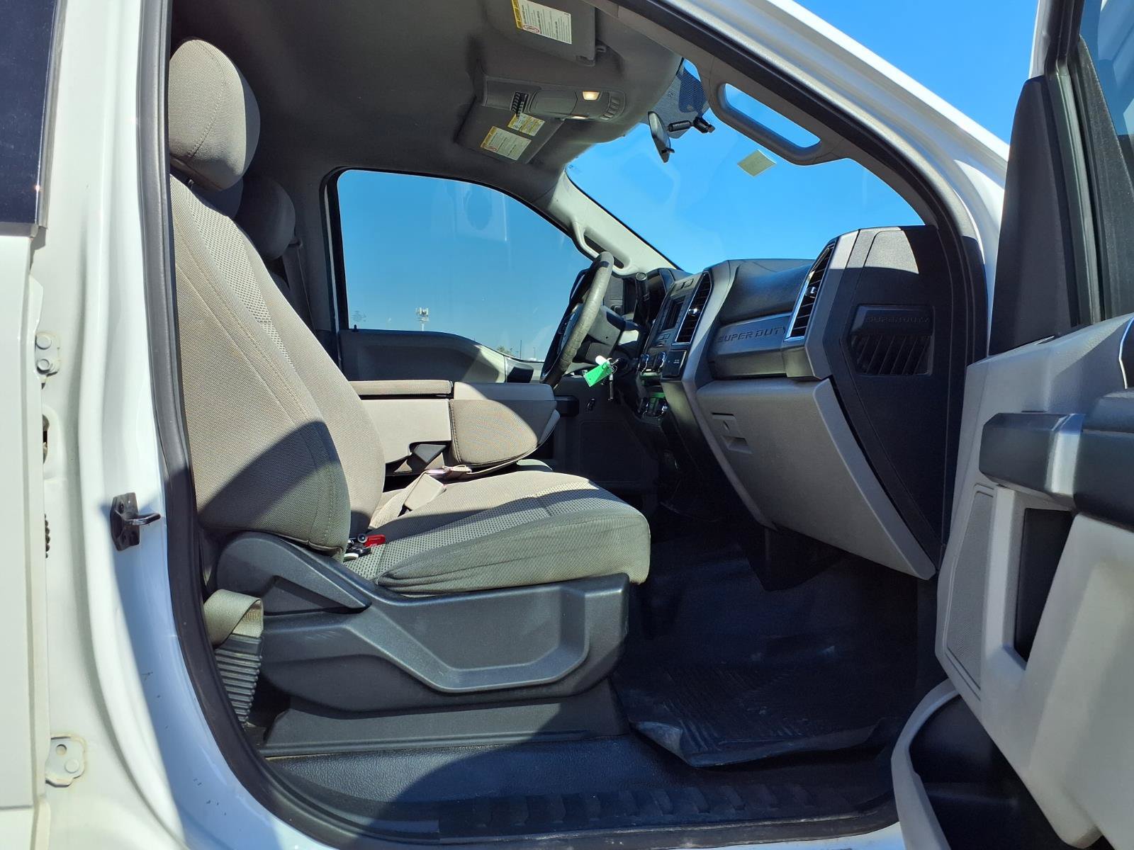 Used 2017 Ford F350 XLT w/ Camper Package AWD/4WD image 25