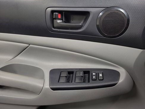 Used 2015 Toyota Tacoma 4x4 Double Cab image 20