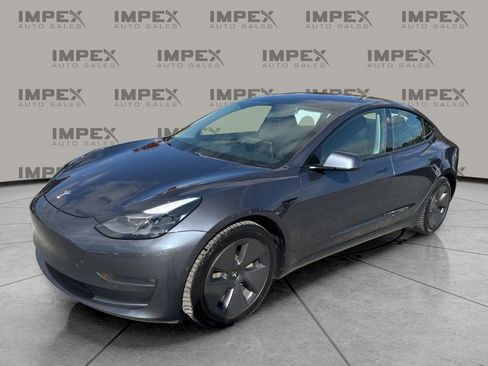 Used 2021 Tesla Model 3 Long Range image 1