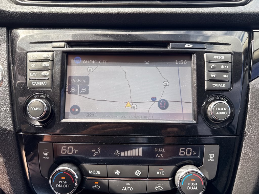 Used 2017 Nissan Rogue Sport SL FWD image 22