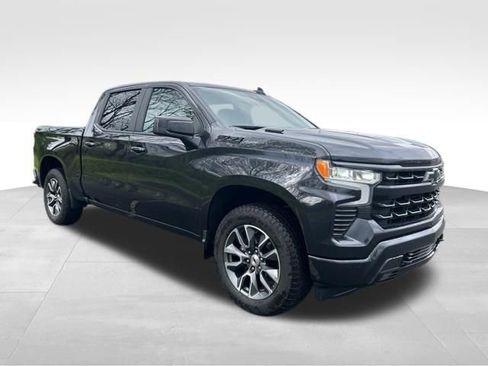 Used 2023 Chevrolet Silverado 1500 RST w/ Convenience Package II AWD/4WD image 7