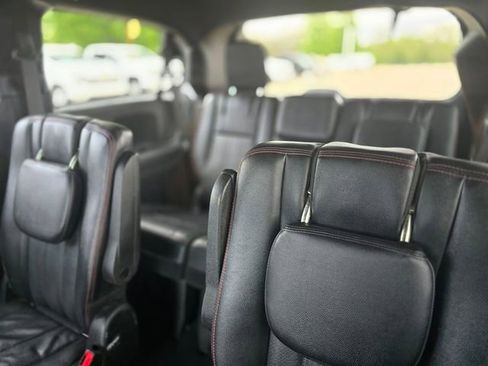Used 2019 Dodge Grand Caravan GT FWD image 26