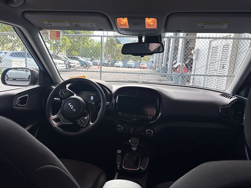 Certified 2024 Kia Soul S FWD image 4