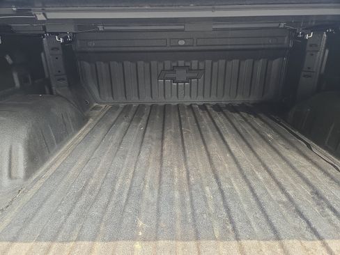 Used 2023 Chevrolet Silverado 1500 LT AWD/4WD image 26