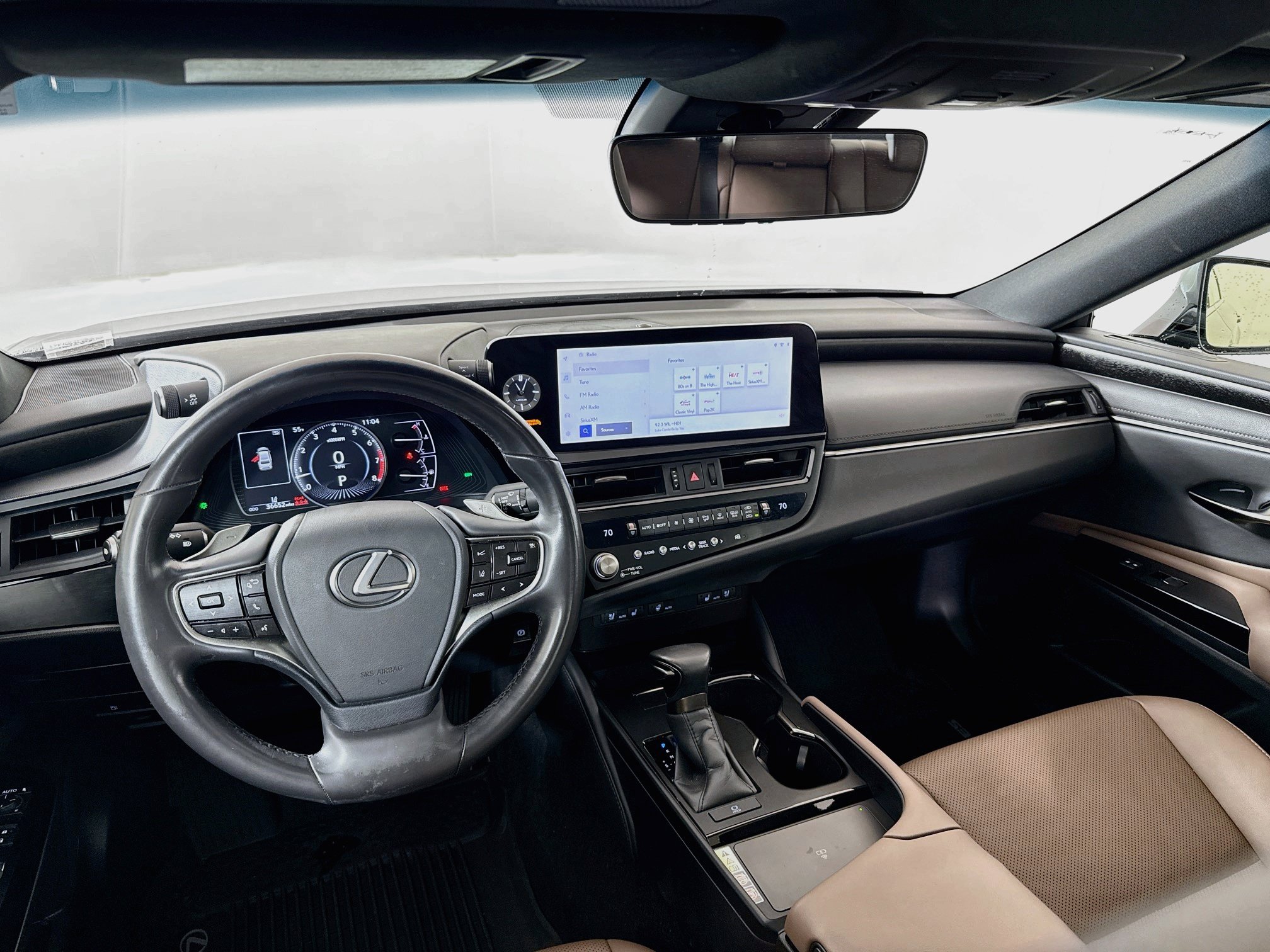 Used 2024 Lexus ES 350 w/ Premium Package FWD image 25