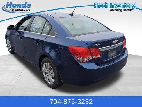 Used 2012 Chevrolet Cruze LS w/ Connectivity Package image 5