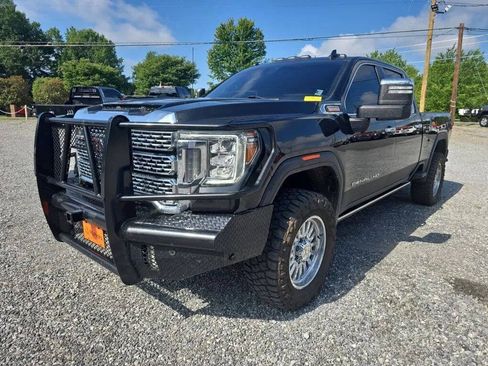 Used 2023 GMC Sierra 2500 Denali w/ Denali Ultimate Package AWD/4WD image 3