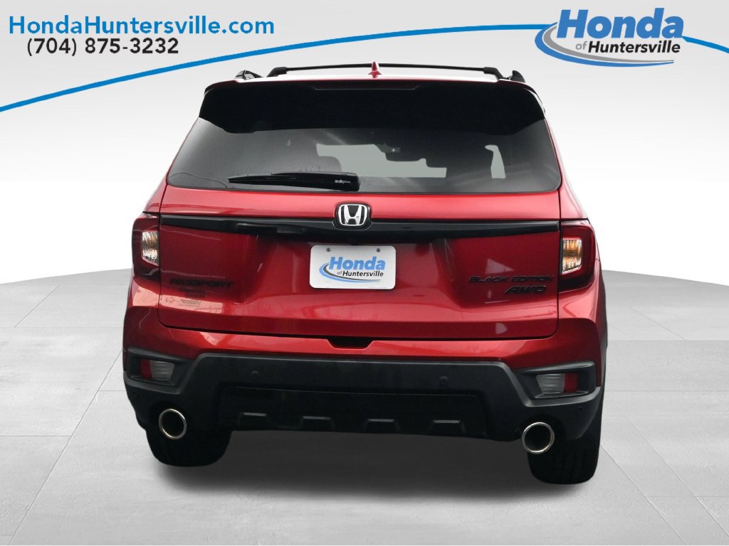 Used 2025 Honda Passport Black Edition image 7