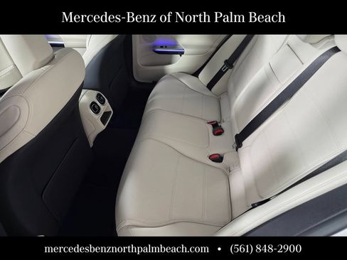 Used 2023 Mercedes-Benz C 300 Sedan image 14