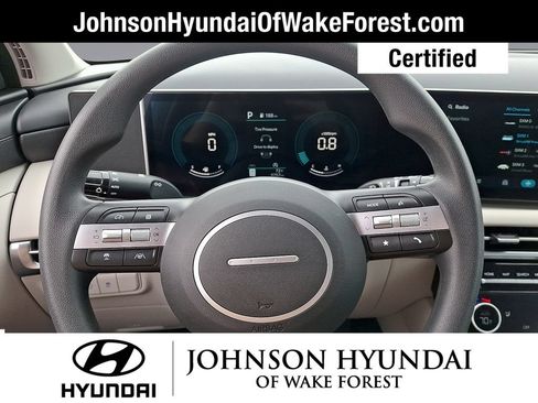 Certified 2025 Hyundai Tucson SEL FWD image 16
