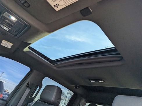 Used 2021 GMC Sierra 1500 AT4 w/ AT4 Premium Package image 26