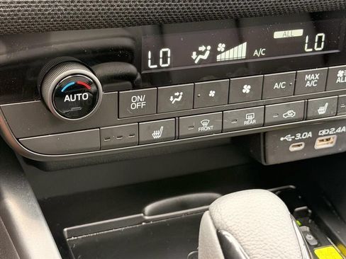 Certified 2026 Subaru Outback Premium AWD/4WD image 27