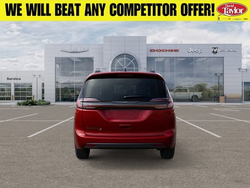 New 2026 Chrysler Pacifica Select w/ S Appearance Package FWD image 8