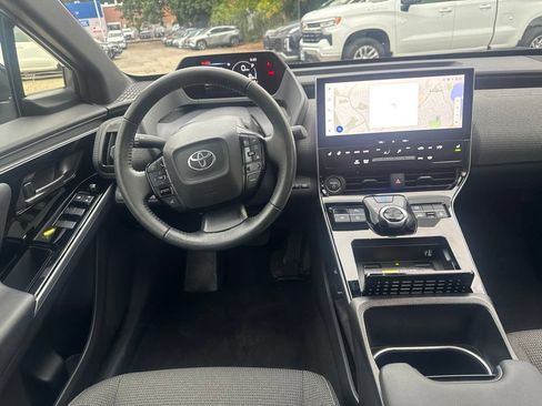 Used 2025 Toyota bZ4X AWD w/ Weather Package image 25