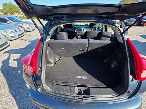 Used 2014 Nissan Juke S image 16