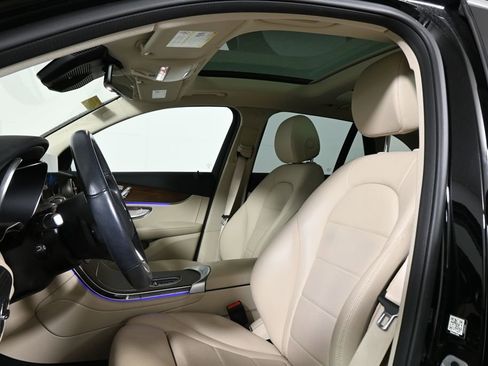 Certified 2022 Mercedes-Benz GLC 300 4MATIC image 15