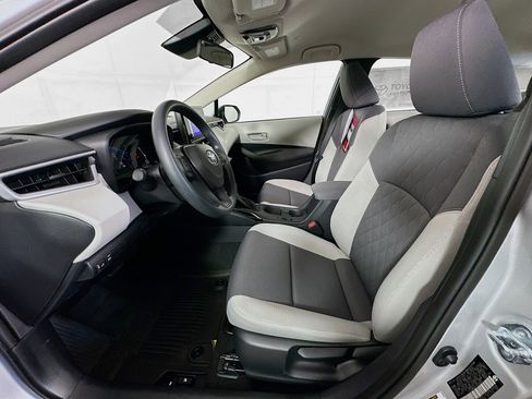Used 2026 Toyota Corolla LE image 13