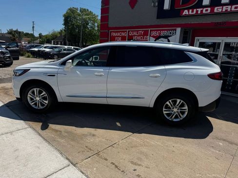 Used 2019 Buick Enclave Essence AWD/4WD image 4