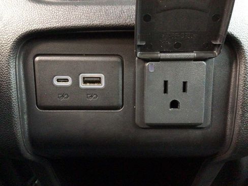 Used 2024 Chevrolet Blazer RS w/ LPO, Floor Liner Package FWD image 34