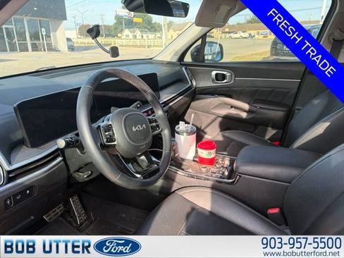 Used 2024 Kia Sorento SX AWD/4WD image 5