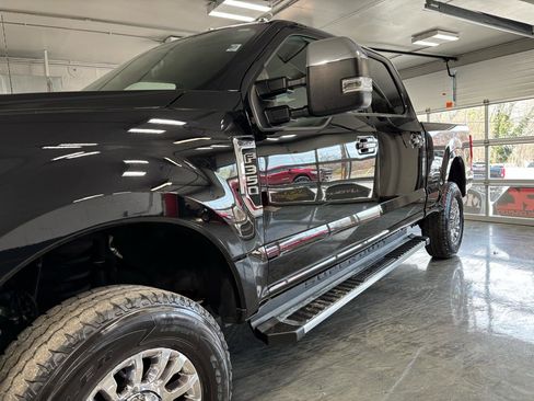 Used 2022 Ford F350 XLT w/ XLT Premium Package AWD/4WD image 5