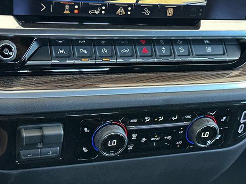 New 2026 Chevrolet Silverado 1500 LT AWD/4WD image 22