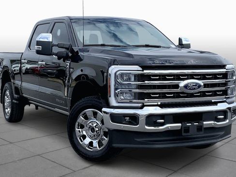 Used 2024 Ford F250 King Ranch w/ Chrome Package image 3