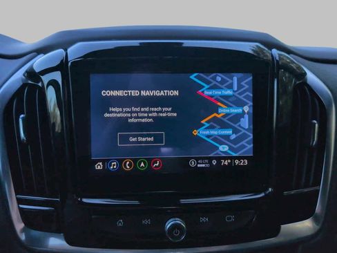 Used 2022 Chevrolet Traverse Premier image 28