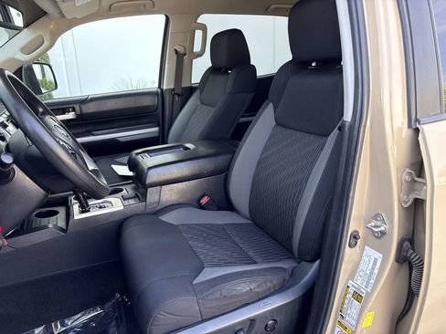 Used 2017 Toyota Tundra SR5 w/ TRD Off Road Package AWD/4WD image 18