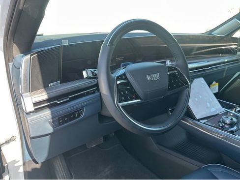 New 2025 Cadillac Escalade IQ Sport 2 image 27