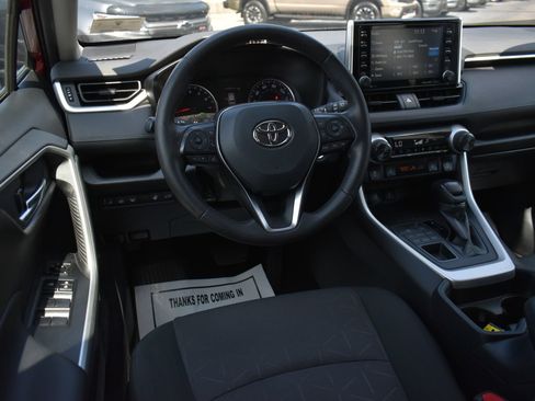 Used 2020 Toyota RAV4 XLE w/ Convenience Package AWD/4WD image 17