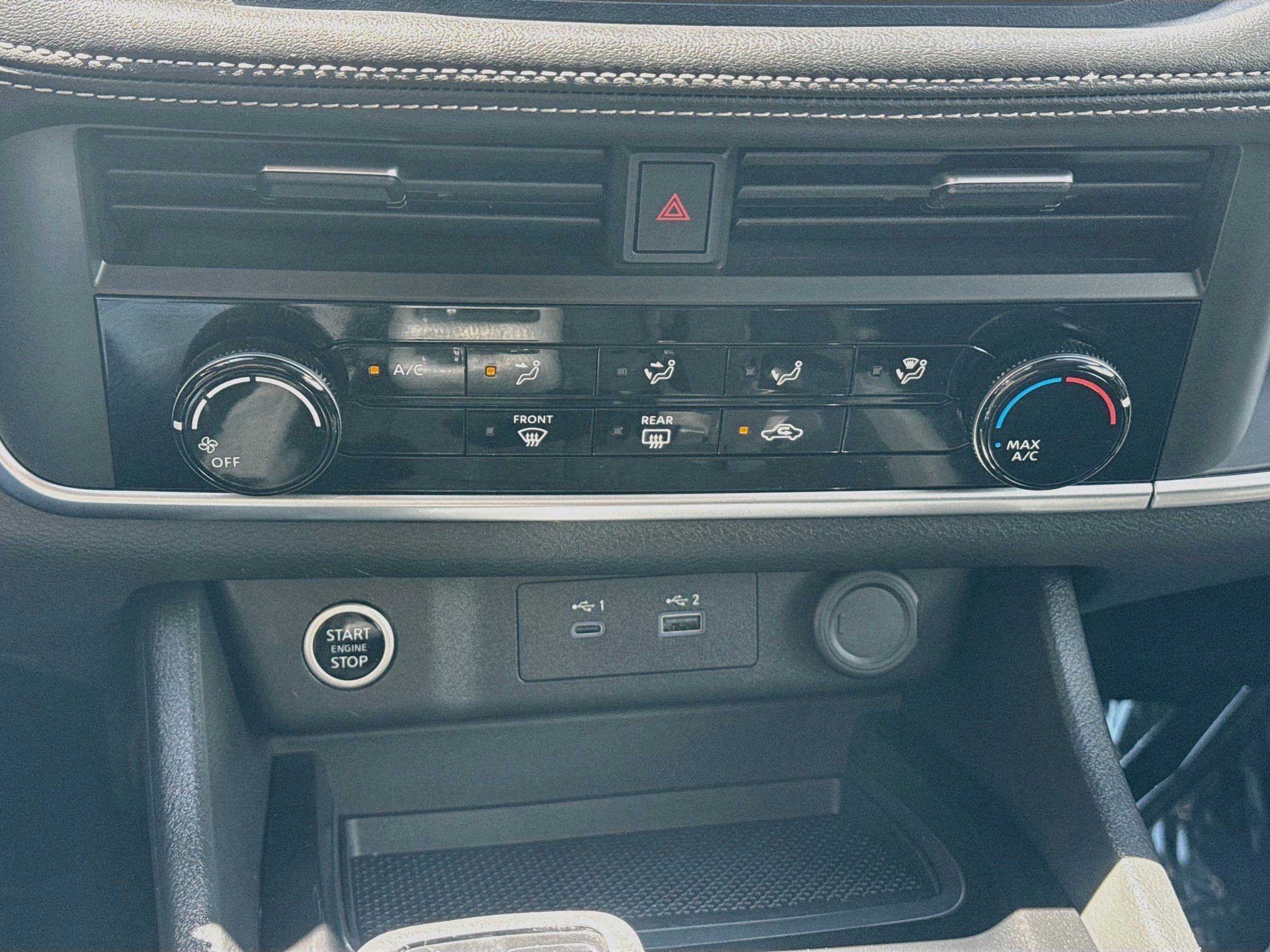 Used 2023 Nissan Rogue S AWD/4WD image 23